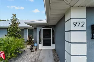 972 E Gondola Dr, Venice, FL 34293 - Photo 13