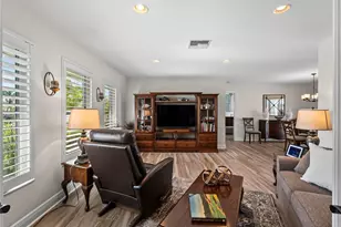 972 E Gondola Dr, Venice, FL 34293 - Photo 17
