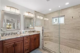 972 E Gondola Dr, Venice, FL 34293 - Photo 27