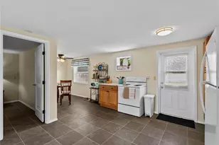 565 Elliot St, Englewood, FL 34223 - Photo 13