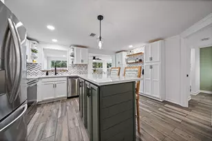 852 Acadia Rd, Venice, FL 34293 - Photo 9