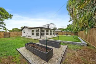 852 Acadia Rd, Venice, FL 34293 - Photo 43