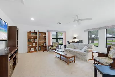 311 Pembroke Lane N #196, Venice, FL 34293 - Photo 3