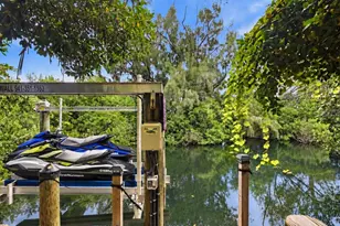 18050 Wooden Skiff Ct., Nokomis, FL 34275 - Photo 3