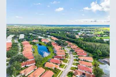 924 Harbor Town Drive, Venice, FL 34292 - Photo 37