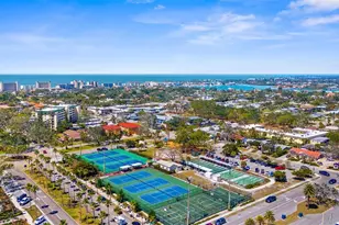 924 Harbor Town Dr, Venice, FL 34292 - Photo 59