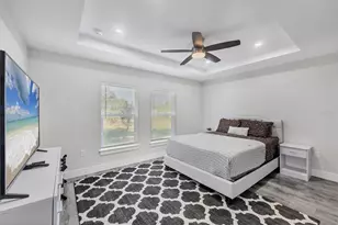 12025 Saragossa Ln, North Port, FL 34287 - Photo 17