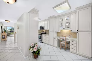 6021 Bahia Del Mar Cir, Saint Petersburg, FL 33715 - Photo 5