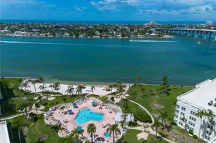 6021 Bahia Del Mar Cir, Saint Petersburg, FL 33715 - Photo 37