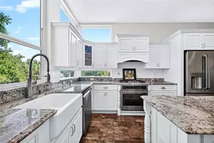 1538 Riverside Dr, Tarpon Springs, FL 34689 - Photo 13