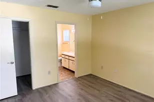 937 Capri Isles Blvd, Venice, FL 34292 - Photo 11
