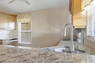 1704 Curry Ave, Nokomis, FL 34275 - Photo 9