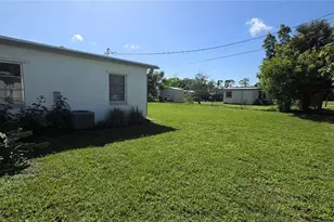 21131 Bersell Ave, Port Charlotte, FL 33952 - Photo 17