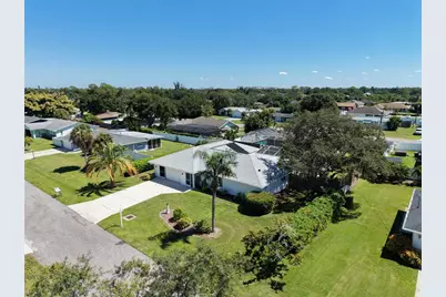 755 Cumberland Road, Venice, FL 34293 - Photo 3