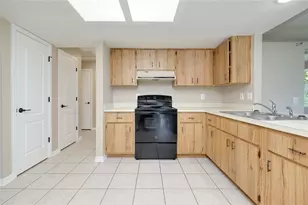 21300 Washburn Ave, Port Charlotte, FL 33952 - Photo 15