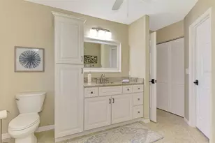 1568 Waterford Dr, Venice, FL 34292 - Photo 47