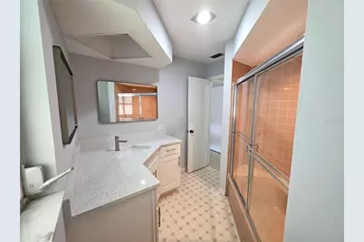 1379 Cambridge Drive, Venice, FL 34293 - Photo 15