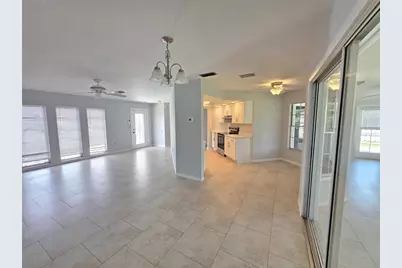 1379 Cambridge Drive, Venice, FL 34293 - Photo 5
