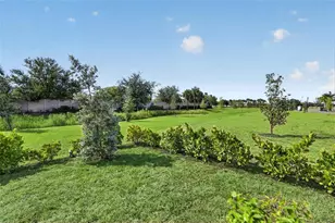 18911 Dayspring Pl, Venice, FL 34293 - Photo 33
