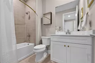 18911 Dayspring Pl, Venice, FL 34293 - Photo 31
