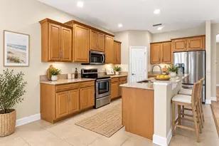 20580 Pezzana Dr, Venice, FL 34292 - Photo 7