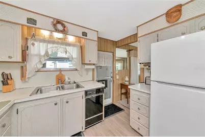 216 Outer Drive E, Venice, FL 34285 - Photo 19