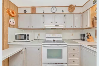 216 Outer Drive E, Venice, FL 34285 - Photo 17
