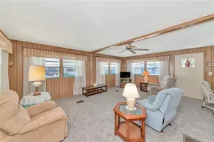 216 Outer Dr E, Venice, FL 34285 - Photo 25