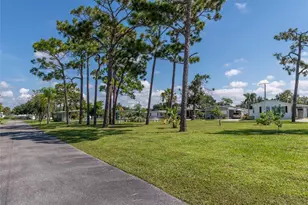 216 Outer Dr E, Venice, FL 34285 - Photo 39