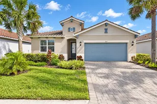 257 Daylily Blvd, Nokomis, FL 34275 - Photo 1