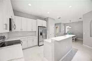 10393 Crooked Crk Dr, Venice, FL 34293 - Photo 3