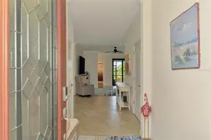 9845 Hilltop Dr, Venice, FL 34292 - Photo 11