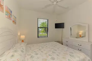9845 Hilltop Dr, Venice, FL 34292 - Photo 45