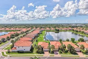 9845 Hilltop Dr, Venice, FL 34292 - Photo 5