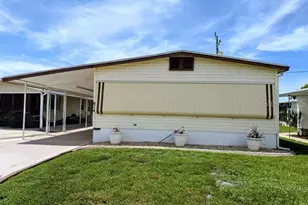 814 Turf, Venice, FL 34285 - Photo 1