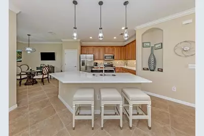 13895 Vancanza Drive, Venice, FL 34293 - Photo 11