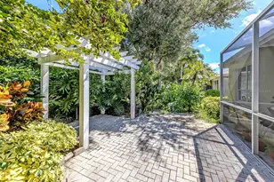 554 Fallbrook Dr, Venice, FL 34292 - Photo 27