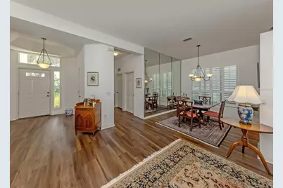 554 Fallbrook Drive, Venice, FL 34292 - Photo 9