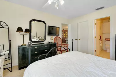 2280 Stickney Point Road #432, Sarasota, FL 34231 - Photo 15