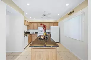 308 Cerromar Way N, Venice, FL 34293 - Photo 19