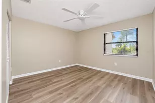 642 Bird Bay Dr E, Venice, FL 34285 - Photo 31