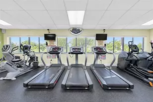 642 Bird Bay Dr E, Venice, FL 34285 - Photo 87