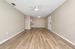 642 Bird Bay Dr E, Venice, FL 34285 - Photo 11