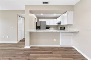 642 Bird Bay Dr E, Venice, FL 34285 - Photo 21