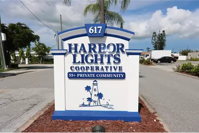 118 N Starboard Drive, Venice, FL 34285 - Photo 23