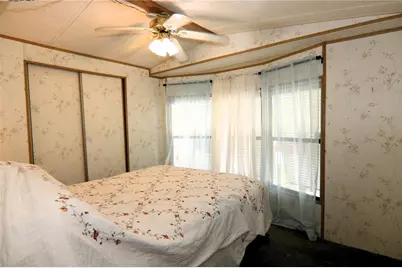 118 N Starboard Drive, Venice, FL 34285 - Photo 11