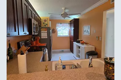 756 Village Circle #102, Venice, FL 34292 - Photo 11
