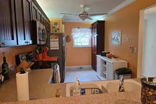 756 Village Cir, Venice, FL 34292 - Photo 11