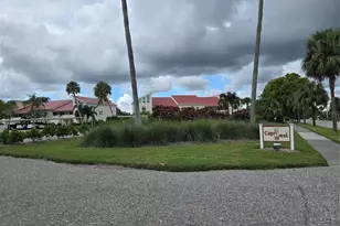 756 Village Cir, Venice, FL 34292 - Photo 53