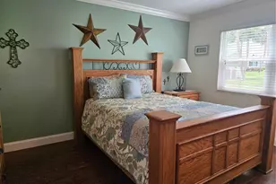 756 Village Cir, Venice, FL 34292 - Photo 25